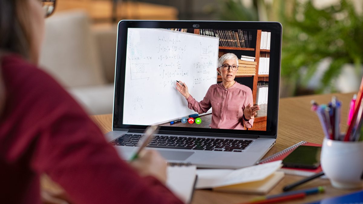 Online Learning Online Learning